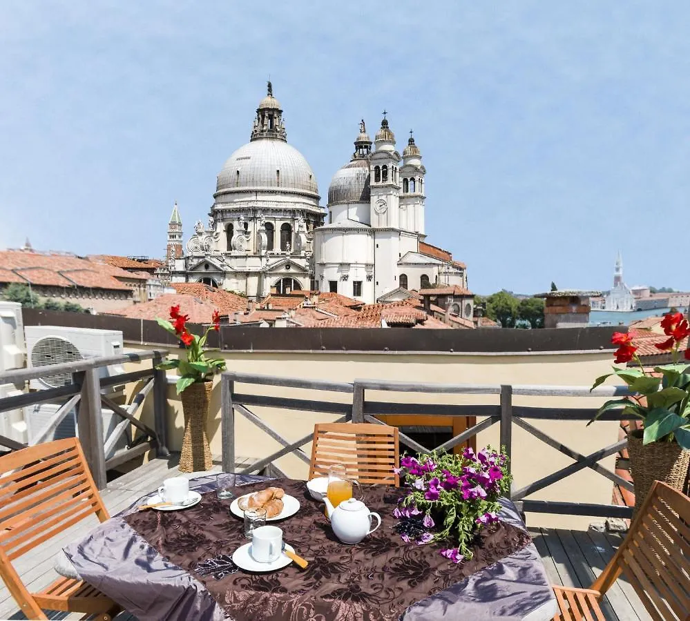 Accademia Charm Apartments By Wonderful Italy Venice 0*,