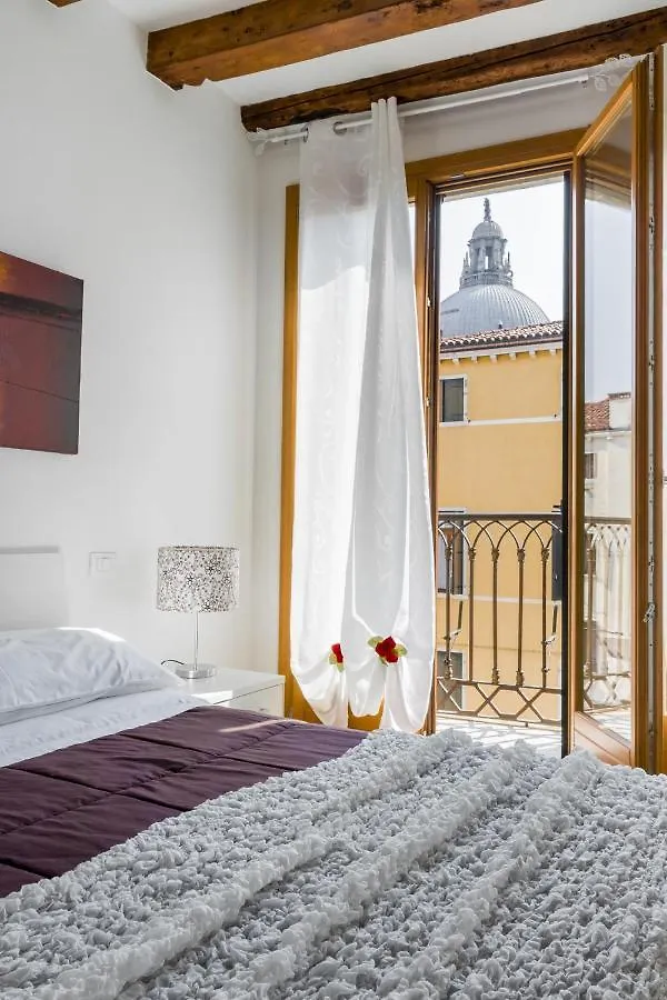 Accademia Charm Apartments By Wonderful Italy Venice