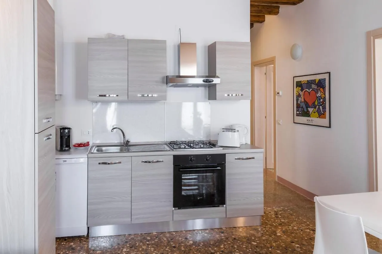 Accademia Charm Apartments By Wonderful Italy Venice 0*,