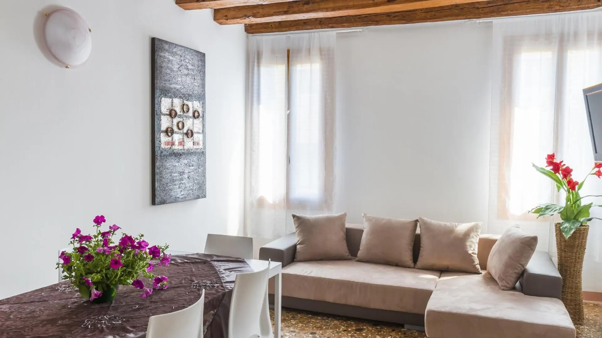 Accademia Charm Apartments By Wonderful Italy Venice