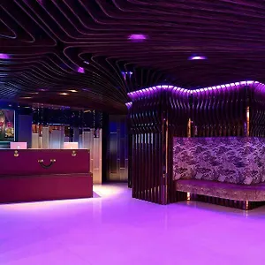 kew-green-wanchai.getmacauhotels.com/