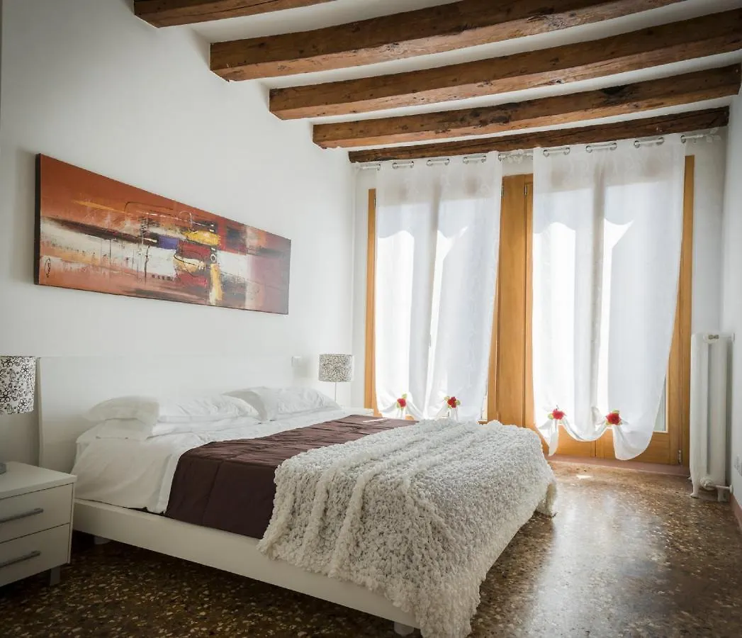 Accademia Charm Apartments By Wonderful Italy Venice Italy