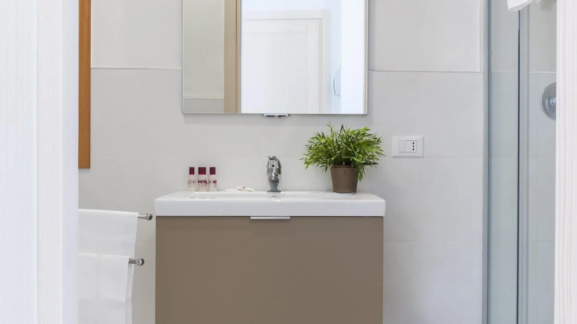Accademia Charm Apartments By Wonderful Italy Venice
