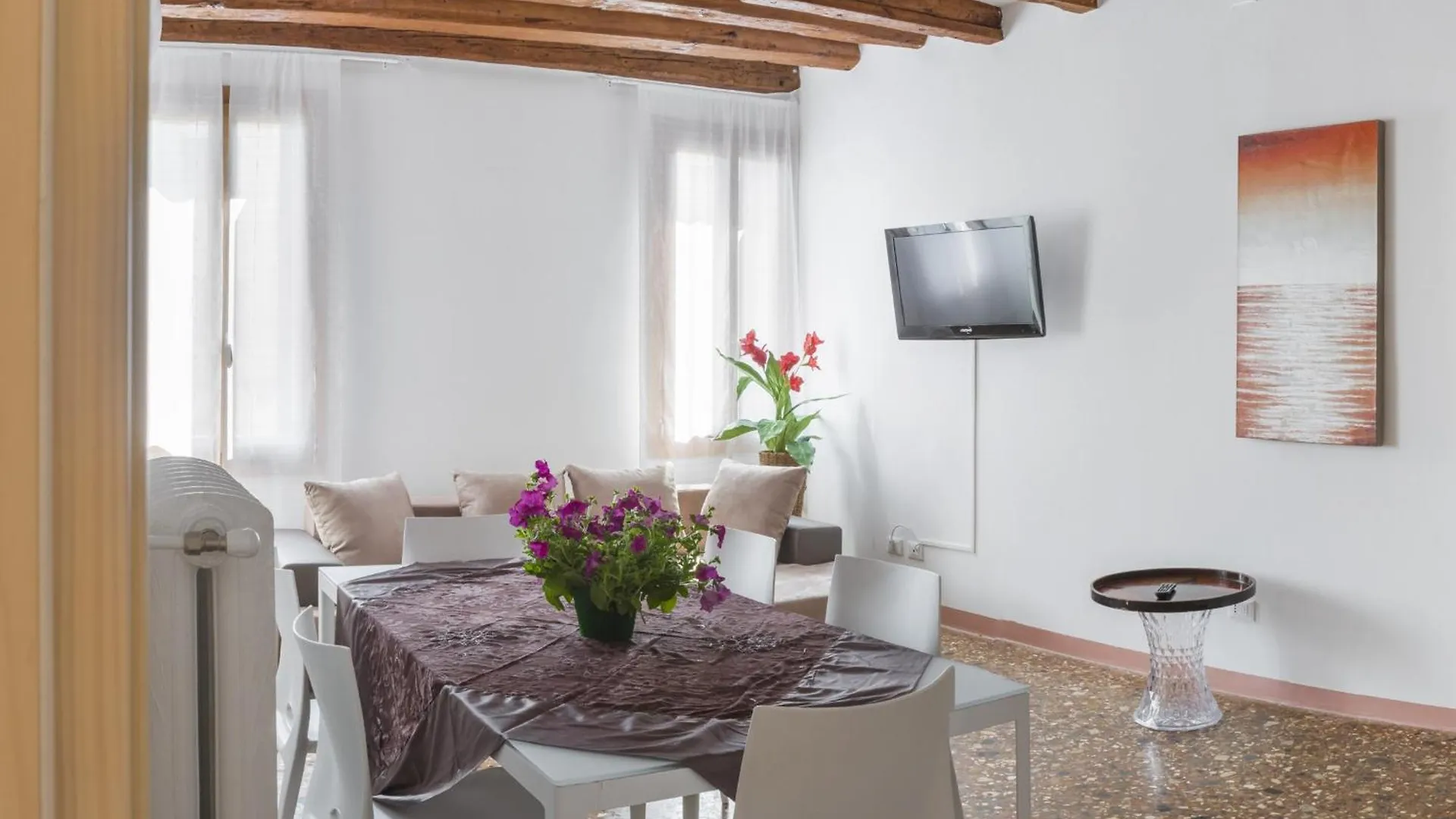 Accademia Charm Apartments By Wonderful Italy Venice